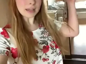 teen squirting very wet pussy moaning loudly 1733438898